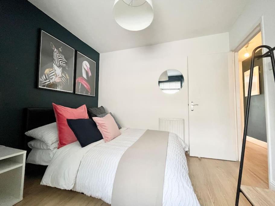*New* Beautiful 2 Bedroom House In Central Location London Eksteriør bilde